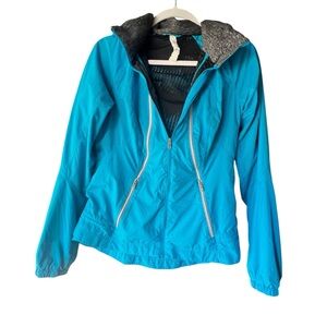 Lululemon Back Pack It Up Blue Hooded Jacket Windbreaker Pocket Womens Size 6